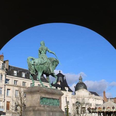 Le Scandinave, Proche Bord De Loire Orlean Zewnętrze zdjęcie