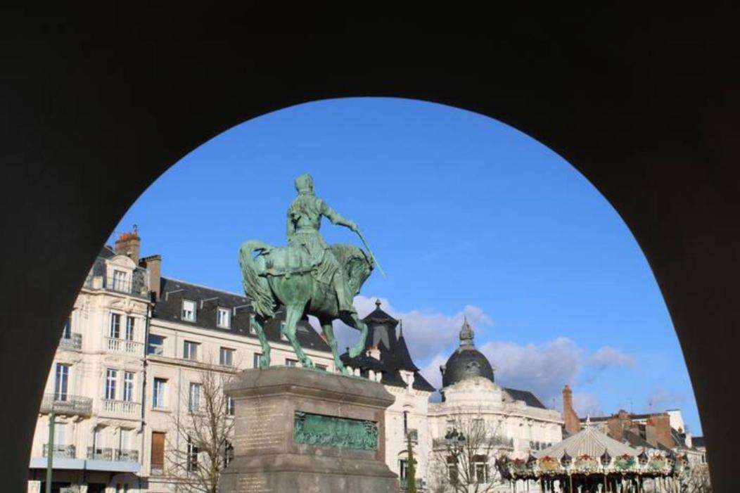 Le Scandinave, Proche Bord De Loire Orlean Zewnętrze zdjęcie